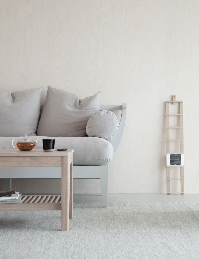 träsoffa och multi soffbord